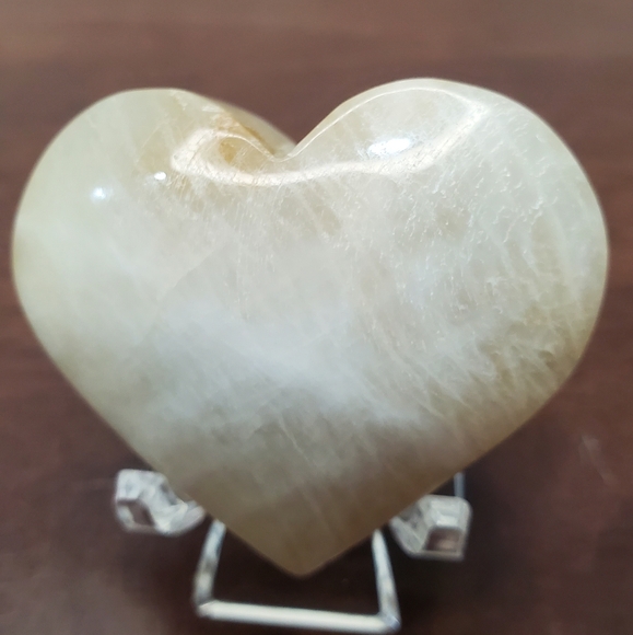 Moonstone Crystal Heart - Picture 6 of 16